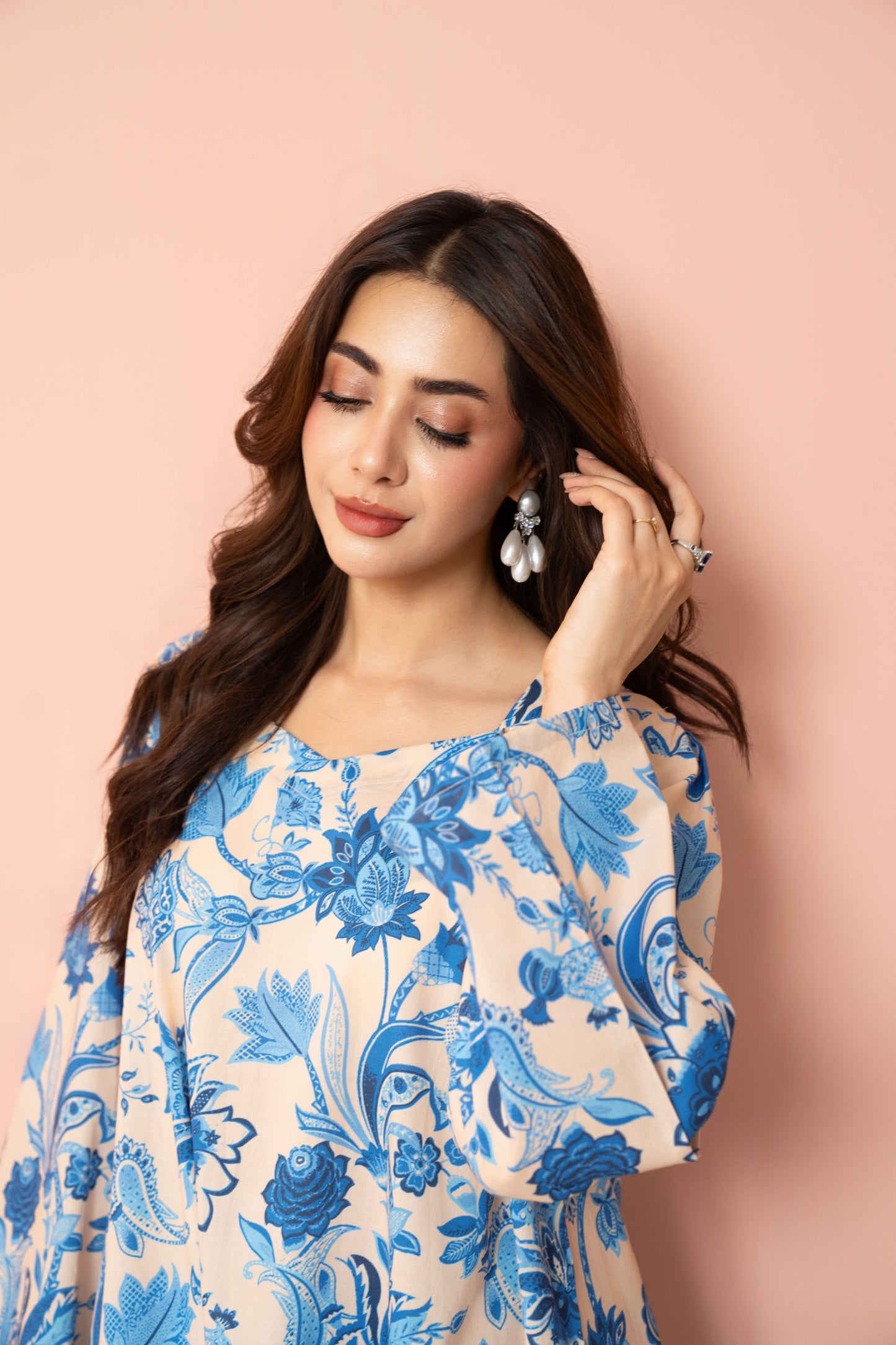 Neelam - 2pc
