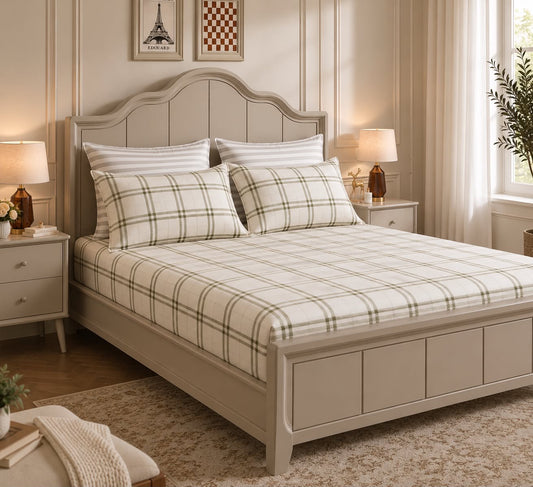 Checkmark printed queen size bedsheet set in white