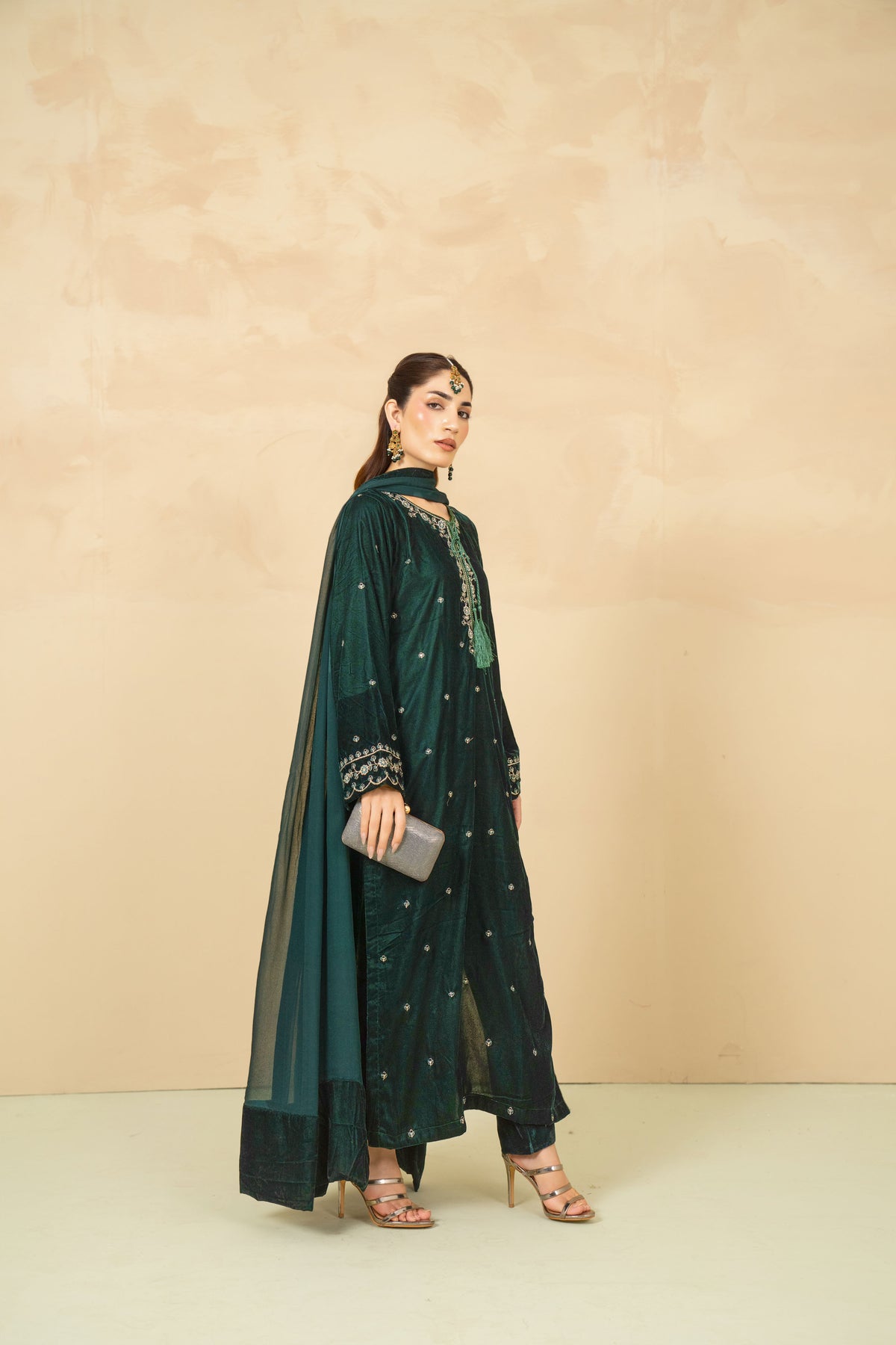 Laila bottle green fully embroidered velvet long shirt
