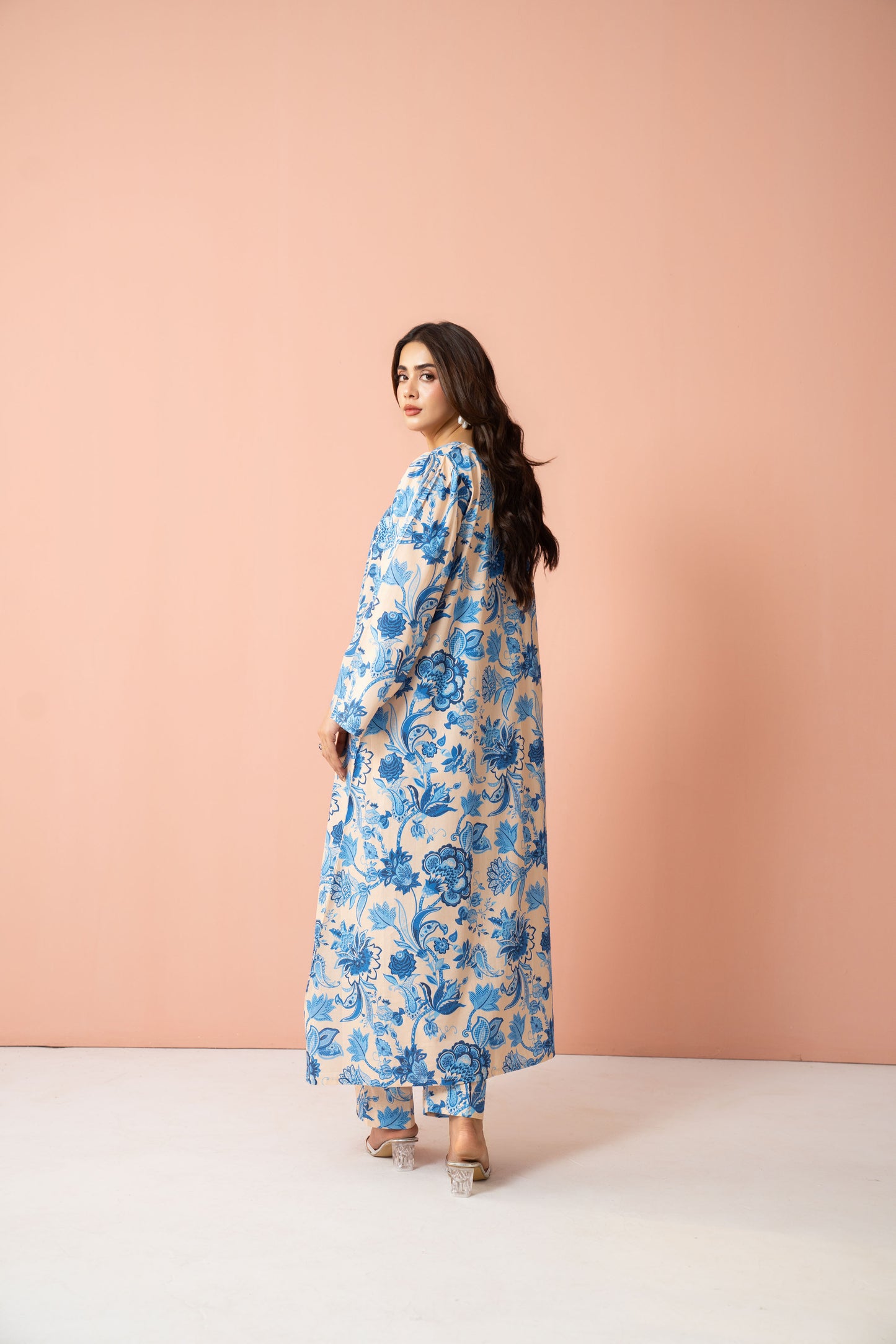 Neelam - 2pc