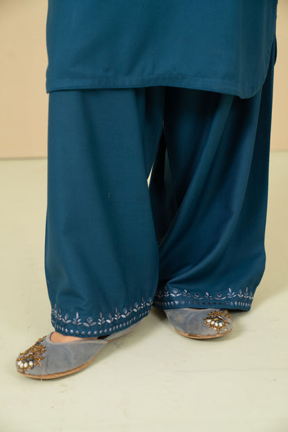 Zinc embroidered marina stitched suit by Tiraz