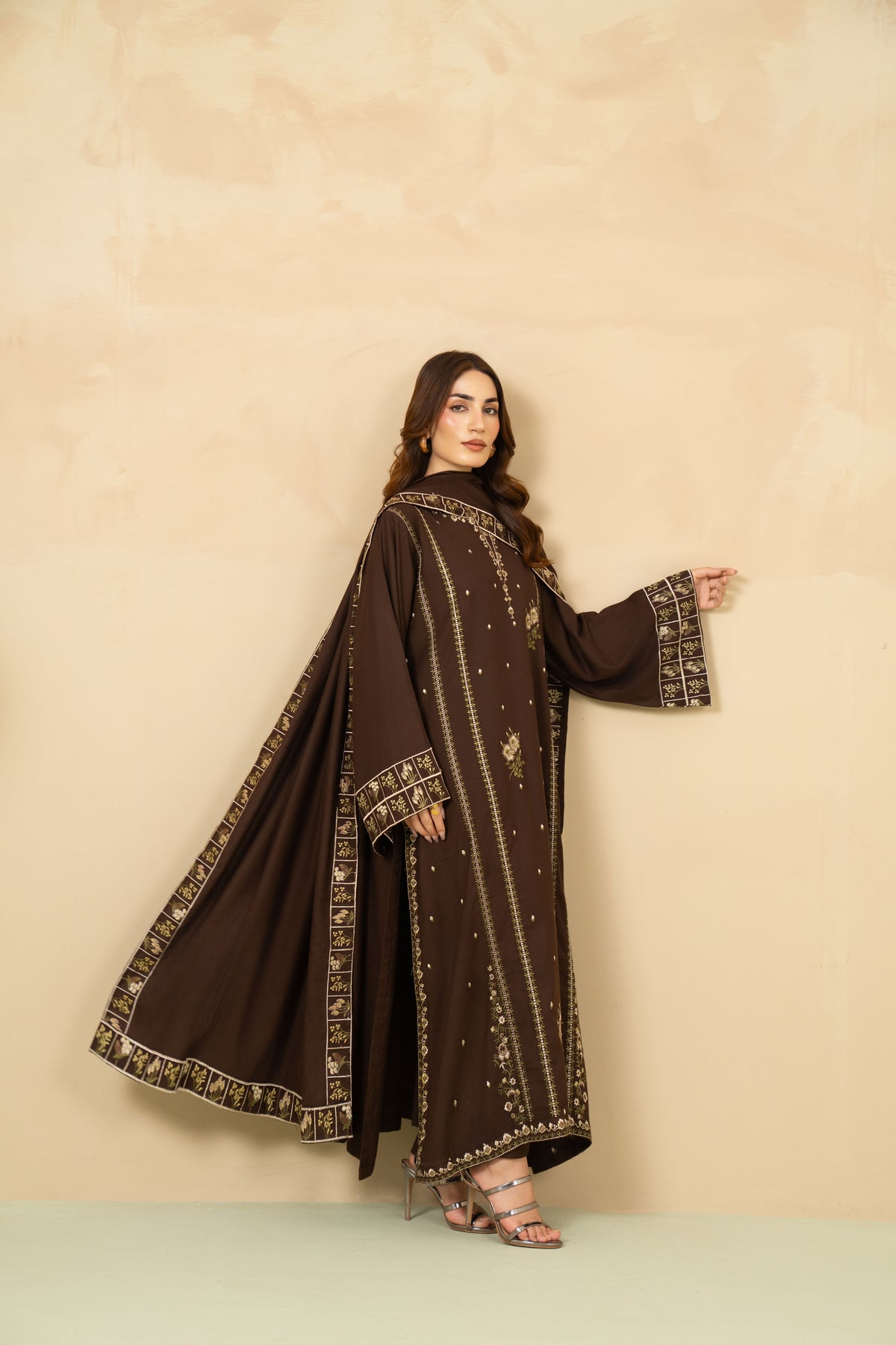Cocoa embroidered long A-line shirt in marina