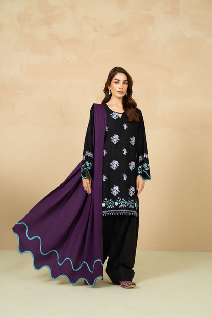 Noir black winter suit with shawl full look