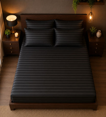 Black Royalty bedsheet with matching pillow covers