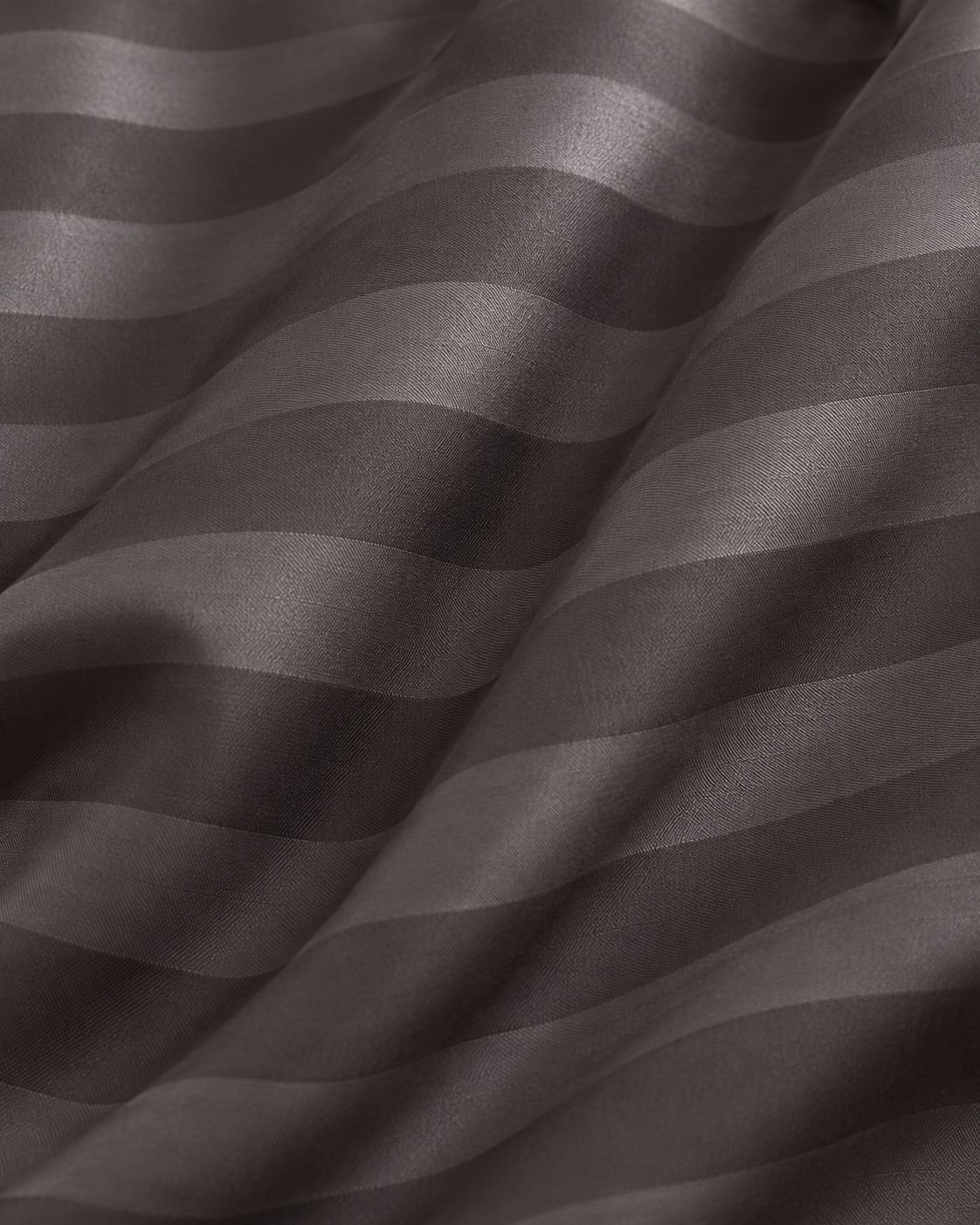Charcoal Luxe bedsheet with matching pillow covers